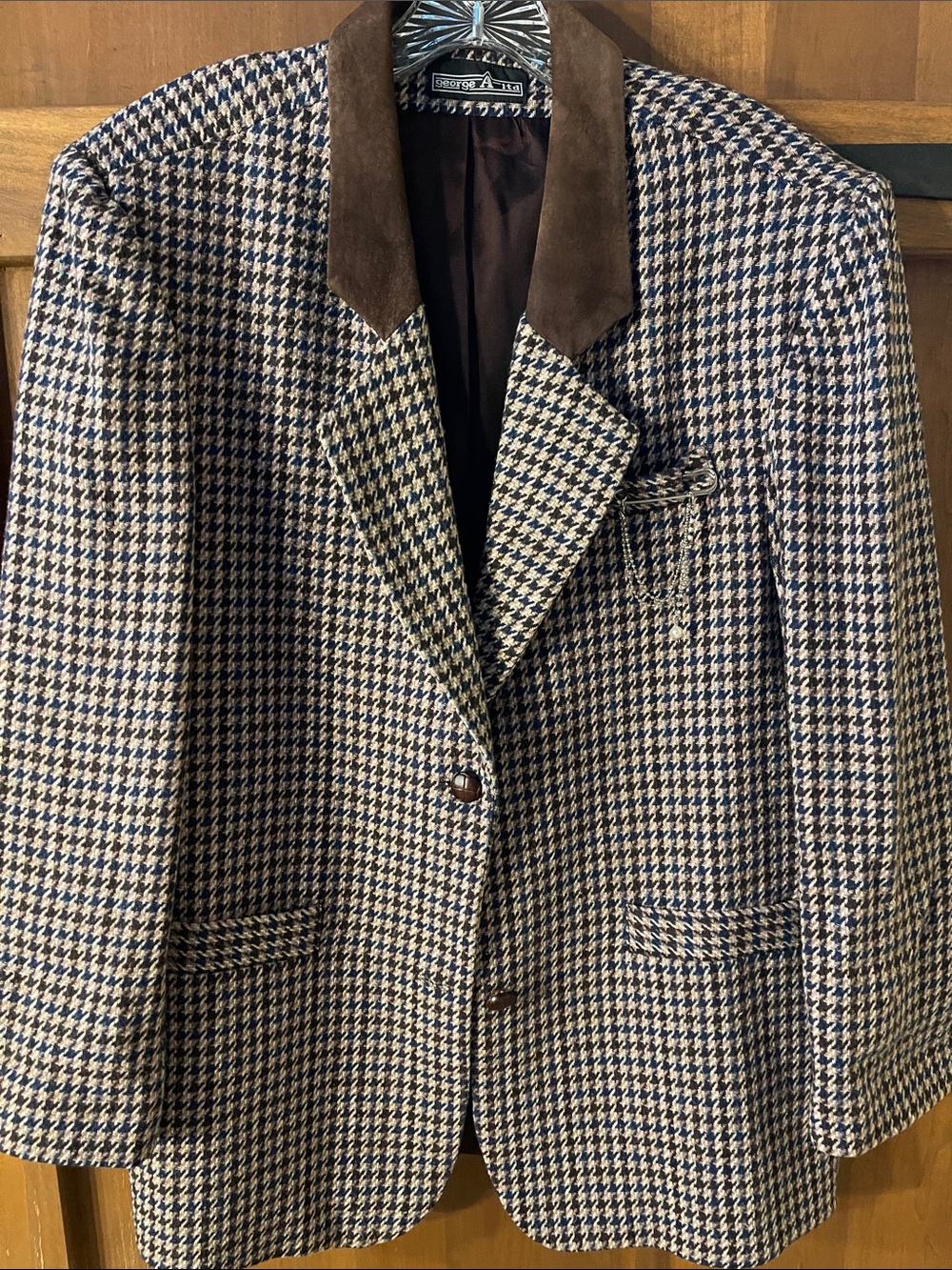 Houndstooth Wool Blazer with Brown Suede Collar - Unisex